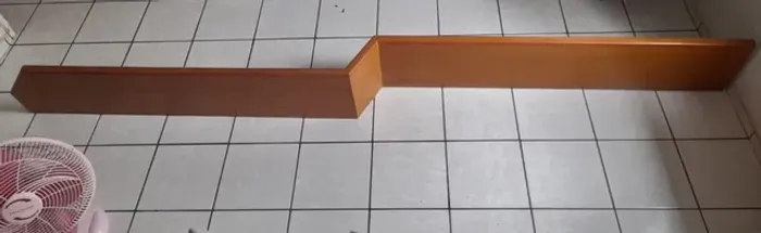 Prateleira de madeira para parede