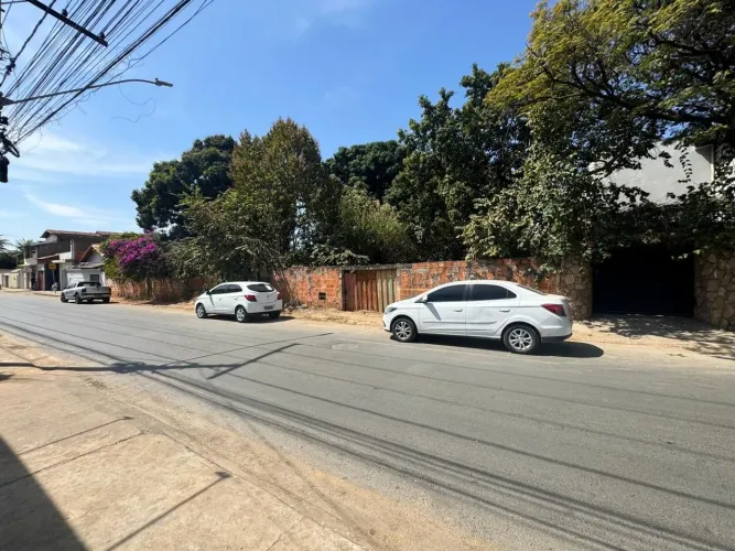 Lote comercial na av: bio Lopes no Vila Regina 22 x 44