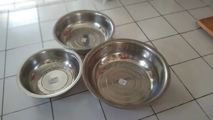 Bacias de inox