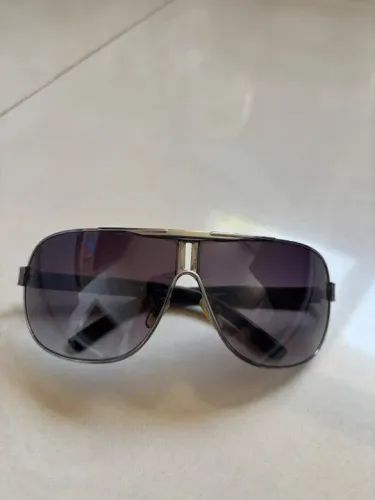 Óculos Guess