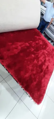 TAPETE PELUDO VERMELHO 3 X 2 MTS