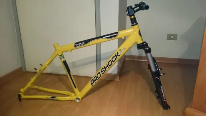 Quadro de bicicleta Proshock Teaser mais Suspensão Proshock E100R