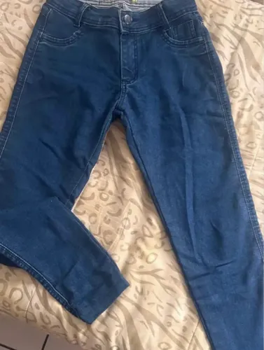 Calça jeans (tamanho 36)