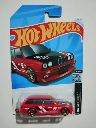 Hot Wheels BMW M3 Wagon Vermelha HTD89