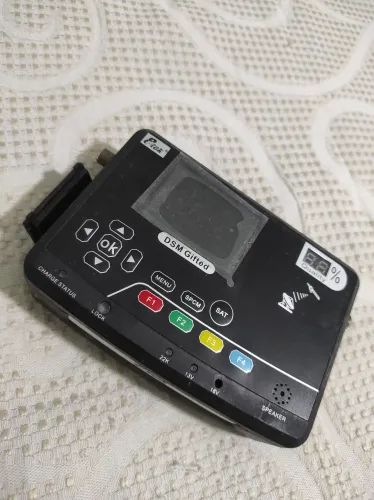 Localizador de Satélite DSM Gifted 8Dtek