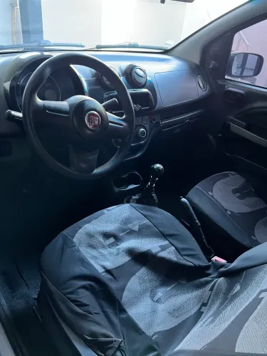 Fiat Uno Vivace 1.0 EVO Fire Flex 8V 3P 2012