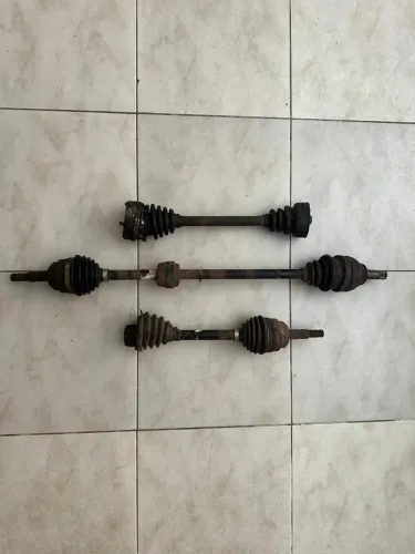 Semi-eixos original GM linha Corsa Montana e Montana 