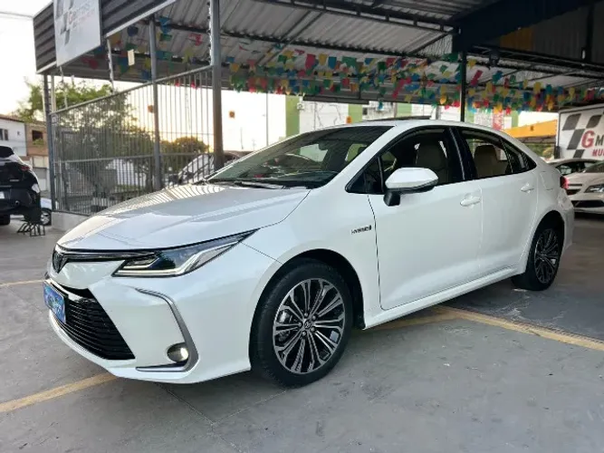 Corolla Altis Prem. Hybrid 1.8 AUT 2020 - Teto solar