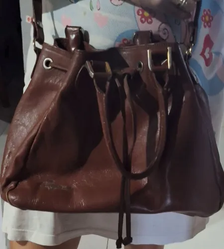 Bolsa de Ombro Marrom Clássica