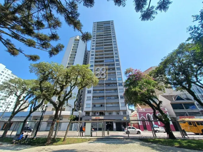 Apartamento Mobiliado - R Alfredo Bufren, 319 - Centro - Curitiba - PR
