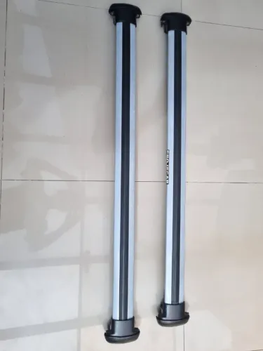 Rack para veiculos com longarina integrada ao teto 