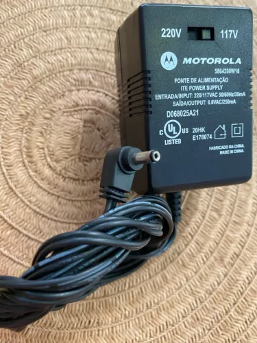 Carregador Original Motorola 220V/117V