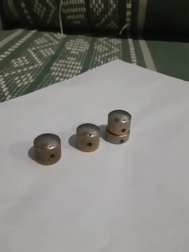 Warwick proline knobs