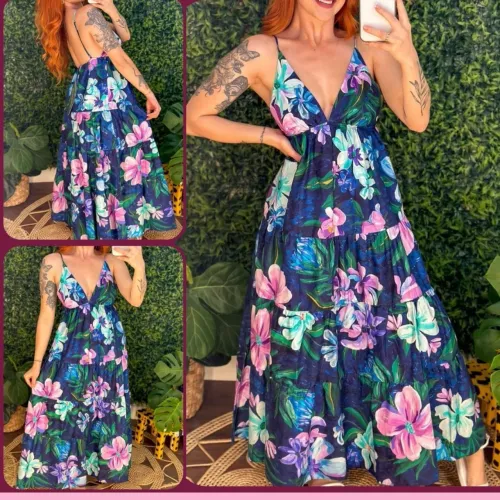 Vestido longo floral com decote em V