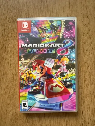 Mario Kart 8 Deluxe - Nintendo Switch
