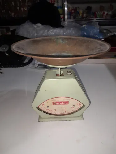 Balança antiga de um prato até 2kg