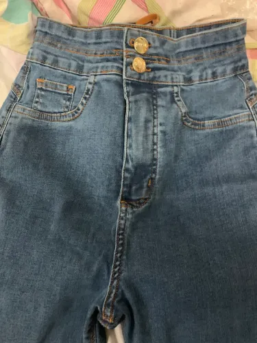 Calça jeans cintura alta mamacita