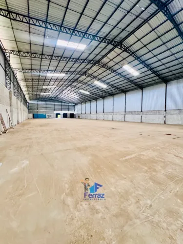 Galpão 2.350m2 Av. Turismo