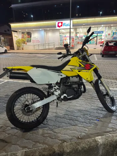 Suzuki DRZ 400e
