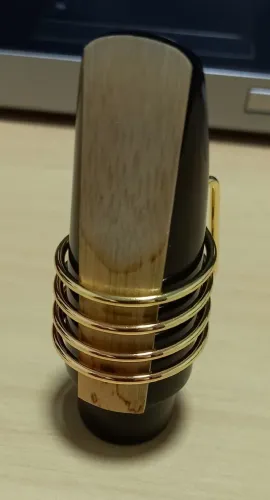 Abraçadeira para boquilhas de HR sax alto