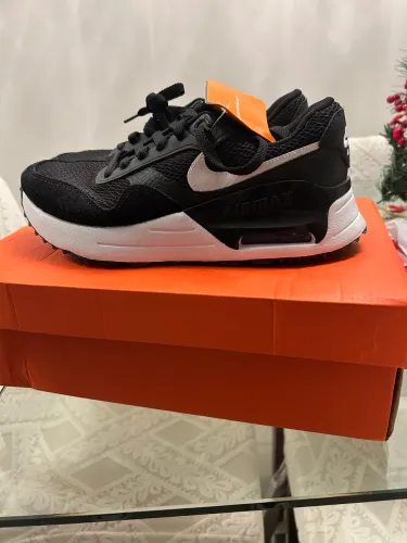 Tênis Original NIKE (NOVO) AIR MAX SYSTM