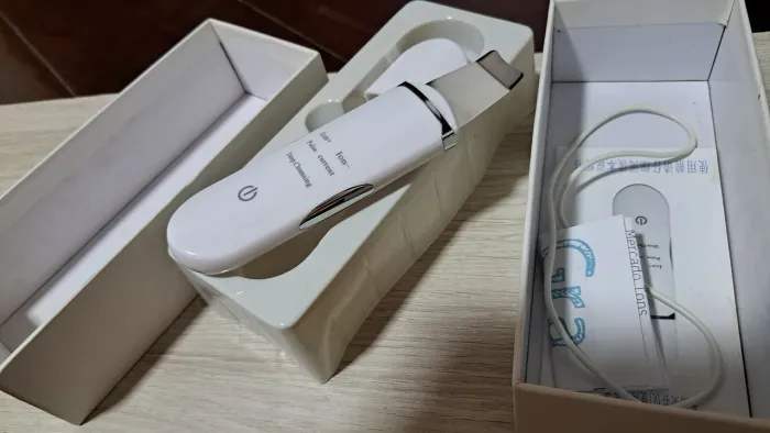 Aparelho de Limpeza Facial Ultrassônico - Novo