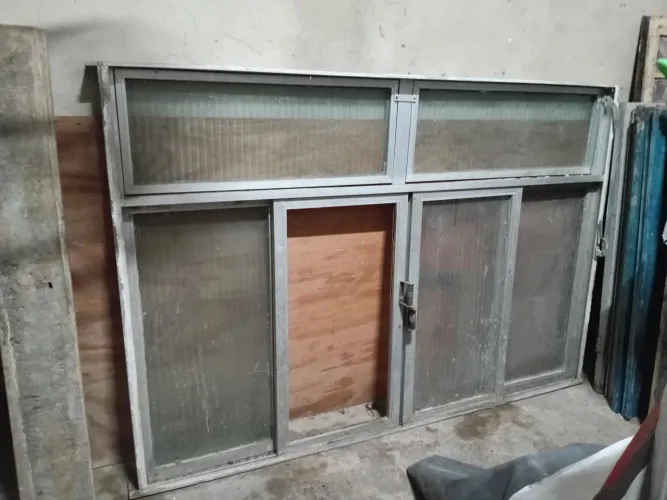 Janela de esquadrias toda original 1.80x1.24