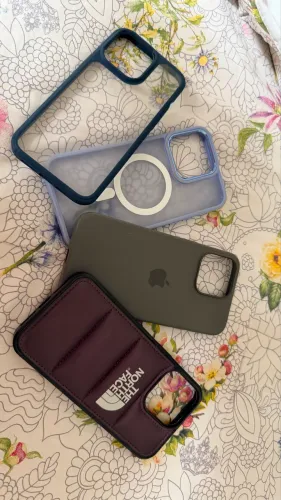 Capas iPhone 15 pro Max megsafe