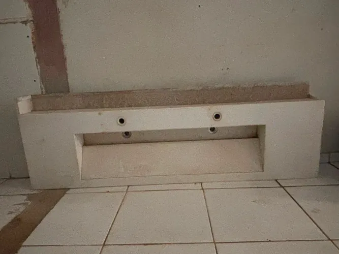 Vendo 2 pias para banheiro de mármore