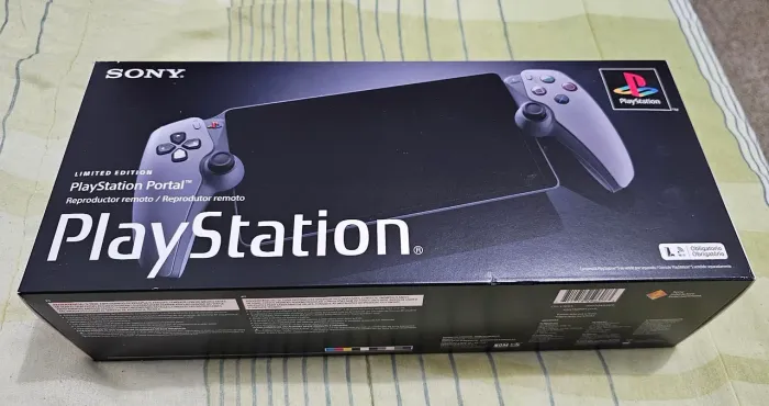 Playstation Portal edição limitada 30 anos