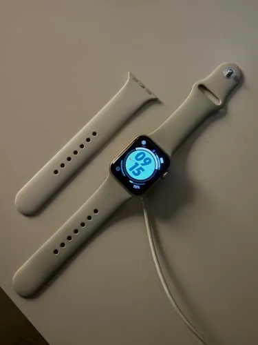 Apple Watch SE
