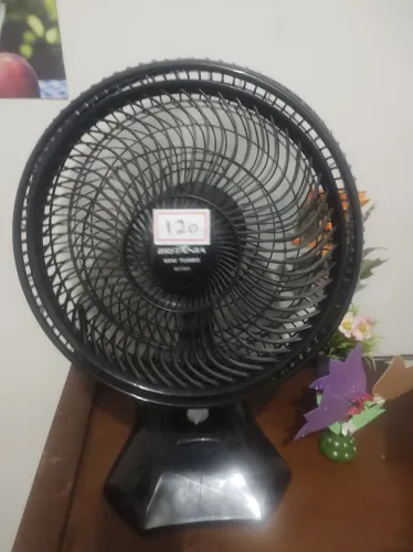 Ventilador de mesa Britânia Turbo 60W modelo BVT301