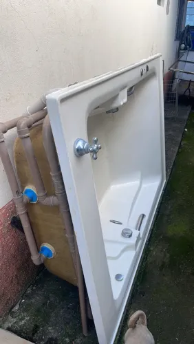 Vendo banheira de hidromassagem