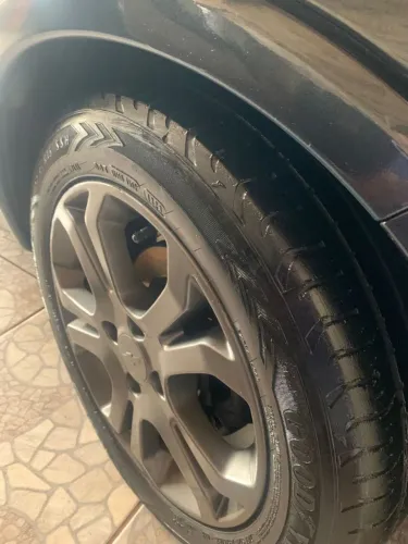 Chevrolet Corsa Hat. Premium 1.4 8V Econoflex 5P 2010