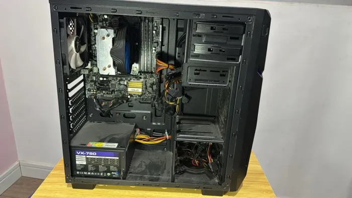 PC gamer completo, roda TODOS OS JOGOS, ótimas condições 