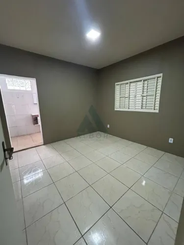 Casa com 2 dormitórios à venda, 61 m² por R$ 230.000 - Centro - Itapetininga/SP