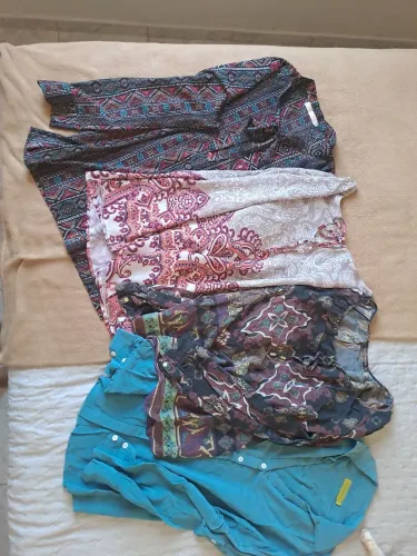 4 blusas manga longa tam M