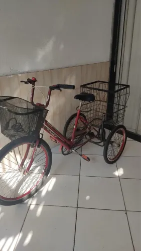 Vendo bike triciclo- LEIA A DESCRIÇÃO