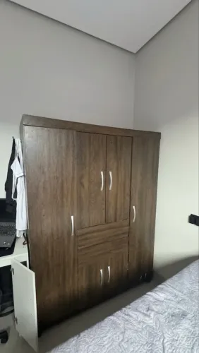Vendo Guarda-roupa