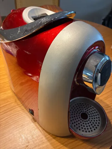 Vendo cafeteira três corações