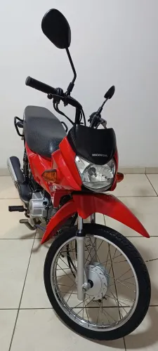 Vendo pop bem conservada único dono