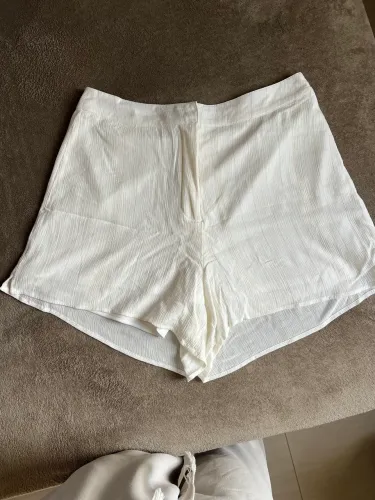 Shorts da C&A, Off White de Tecido Texturizado