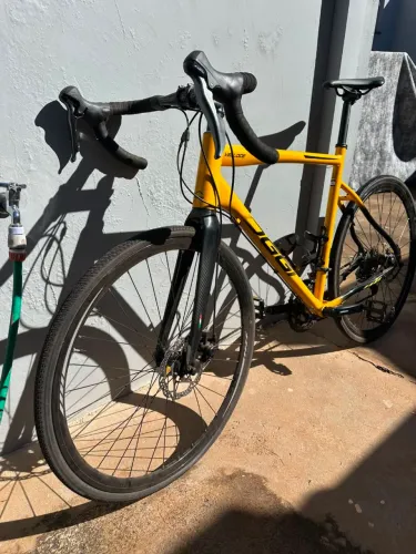 Bicicleta Oggi Velloce Disc