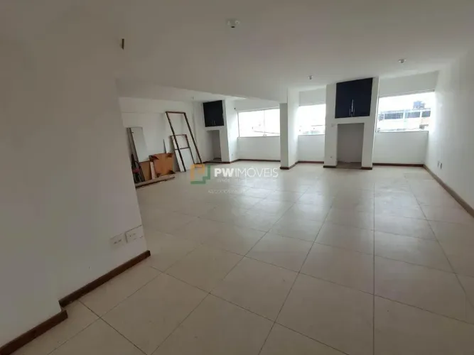 Sala comercial para aluguel com 33 m2 em Cavaleiros - Macaé - RJ
