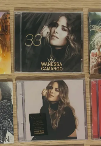 Wanessa Camargo 33 duas versões