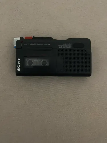 Microcassette-corder