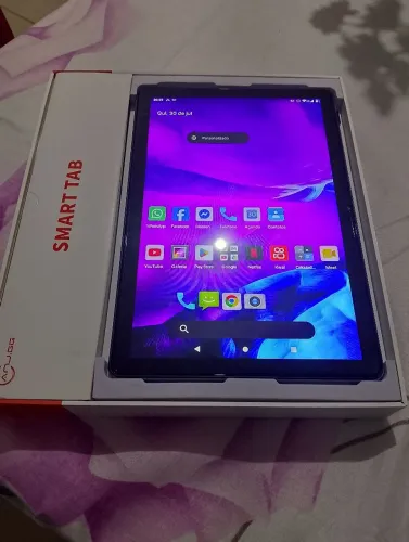 Vendo um tablet semi novo sem marca de uso 128gb pega 2 chip liga normal e só pegar e usar