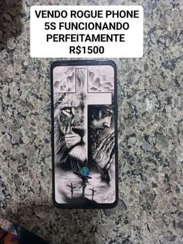 Celular Rogue Phone 5s