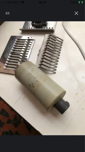 Conjunto calcador chapa dente rolete elastiqueira kansai 12 agulhas industrial