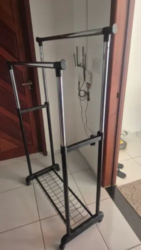 Arara para roupas